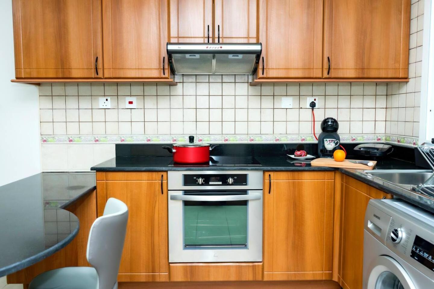 Sea & Palm View Elegant 1 Bedroom Apartment Dubai Exterior foto