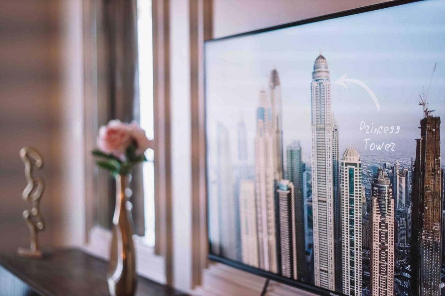Sea & Palm View Elegant 1 Bedroom Apartment Dubai Exterior foto