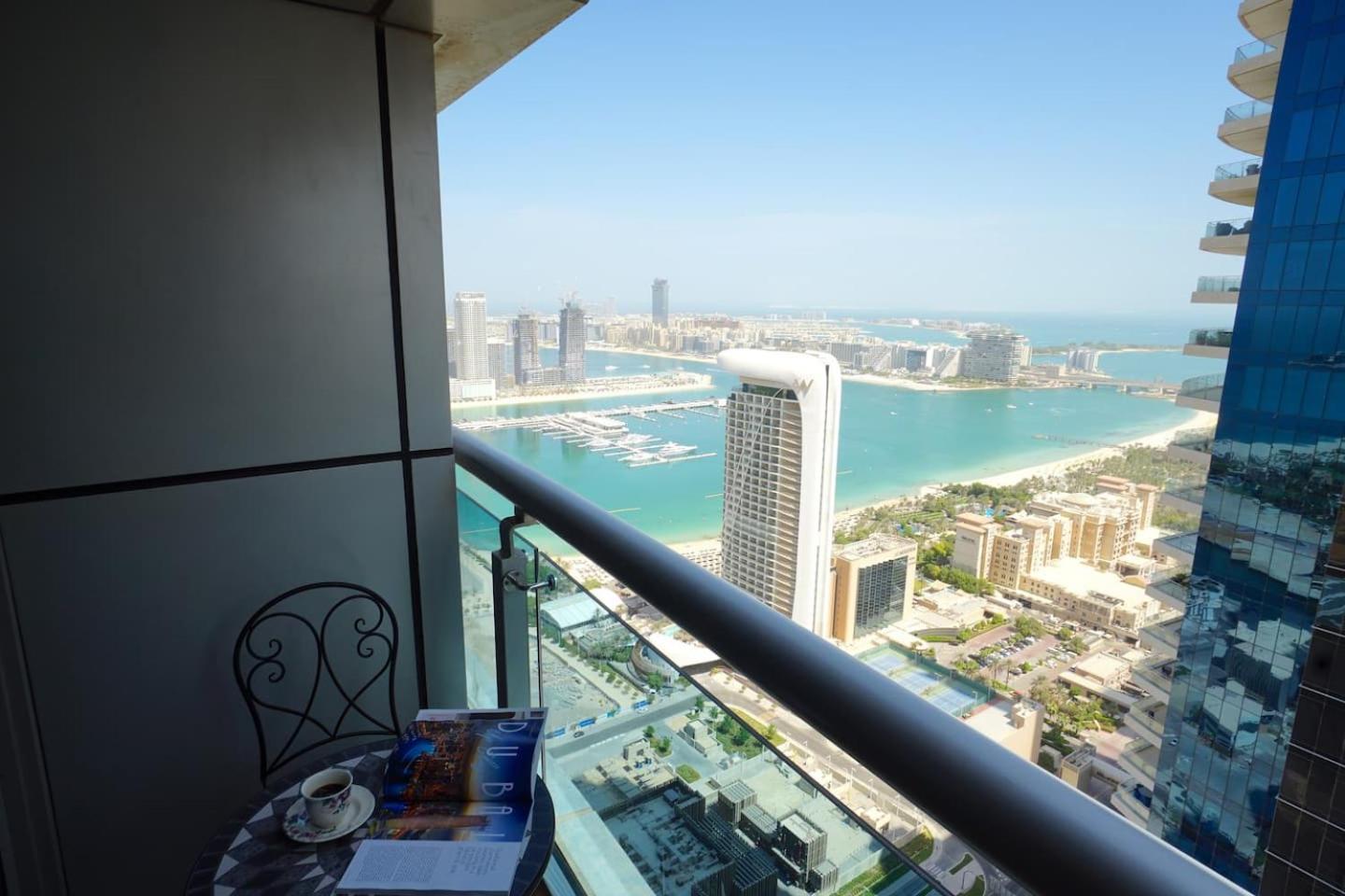 Sea & Palm View Elegant 1 Bedroom Apartment Dubai Exterior foto