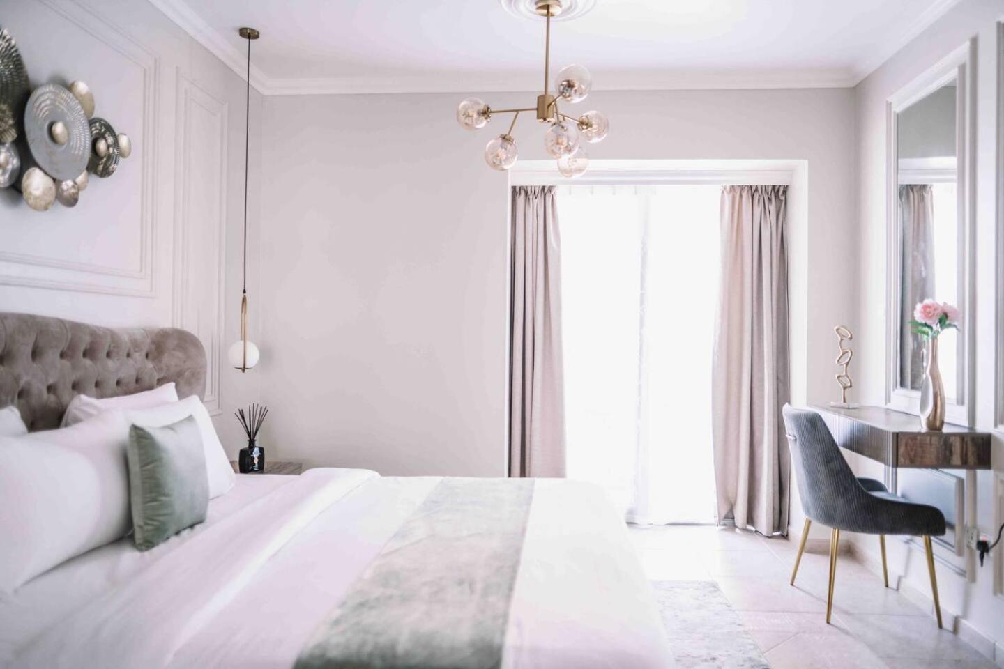 Sea & Palm View Elegant 1 Bedroom Apartment Dubai Exterior foto